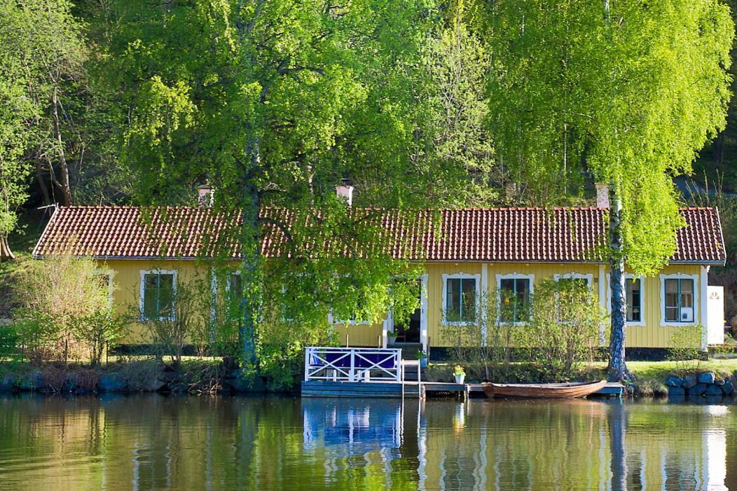 Peaceful, Picturesque Lake & Forest Retreat Stockholm Exterior foto